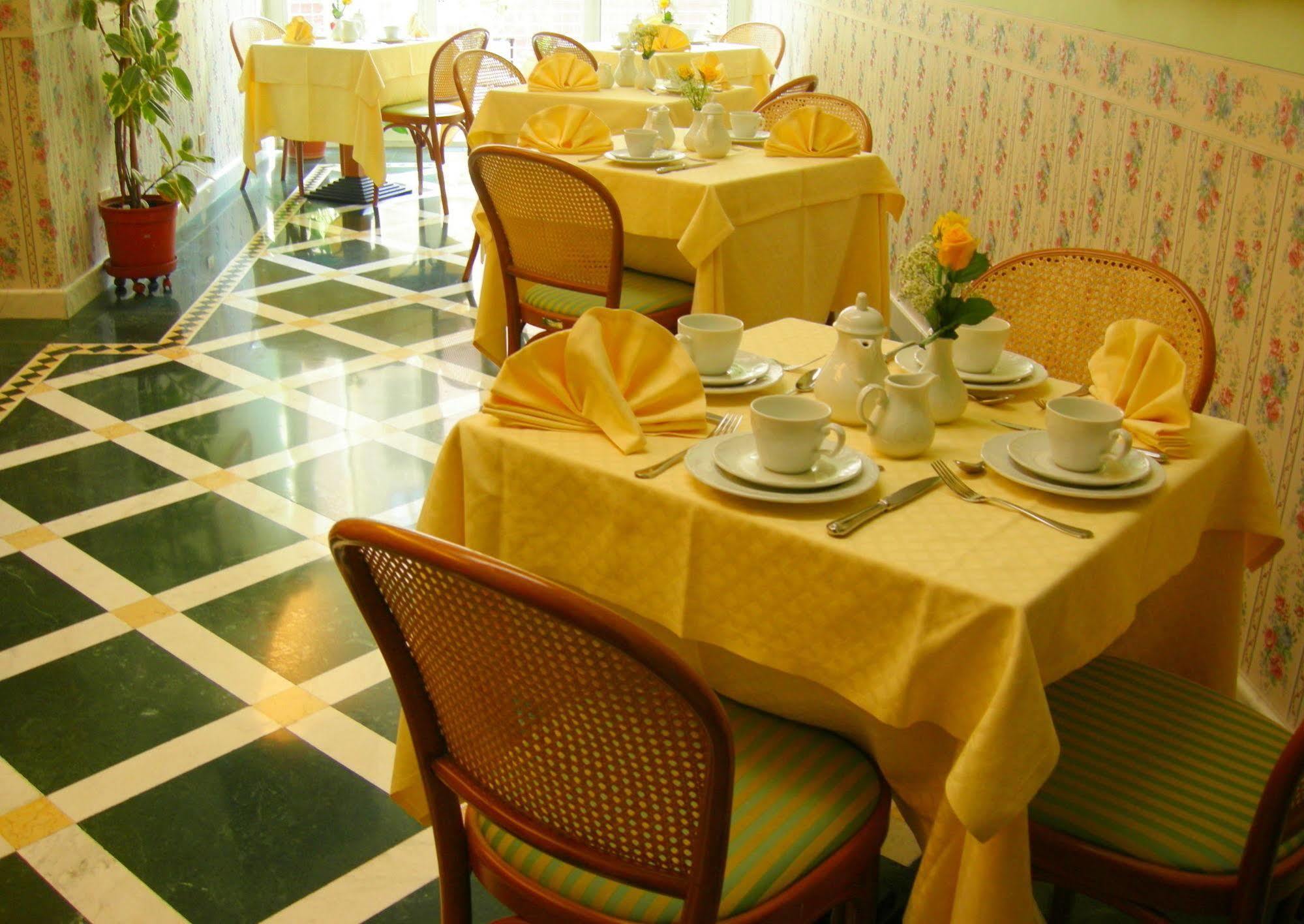 Buenos Aires Hotel Mediolan Zewnętrze zdjęcie