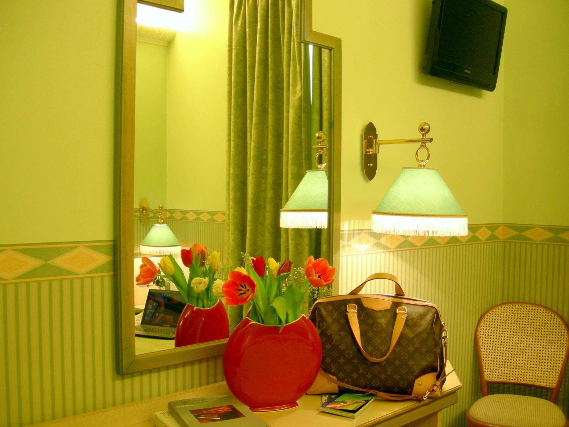 Buenos Aires Hotel Mediolan Zewnętrze zdjęcie